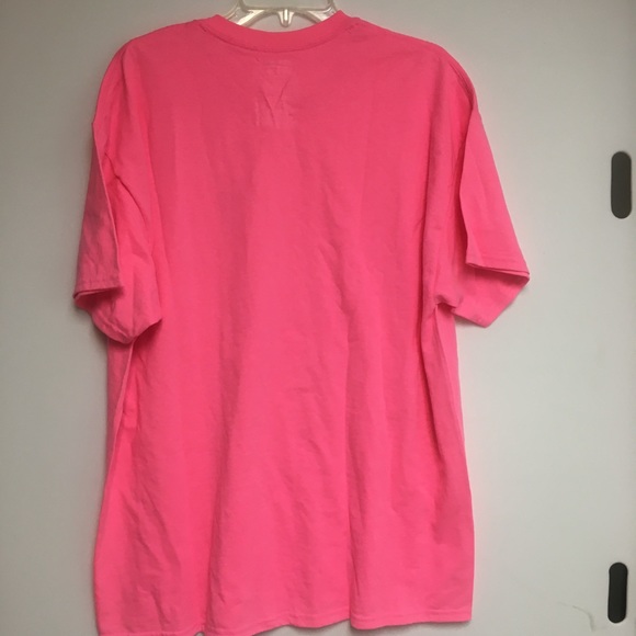 💞 2 for $4 sale (specially priced items must go)💞 Neon pink t-shirt XL - Picture 2 of 7